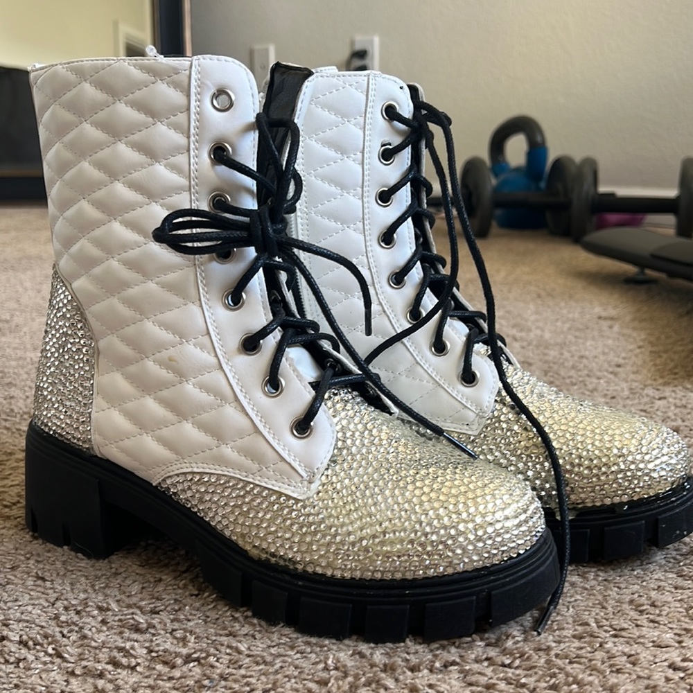 wild diva sparkle boots